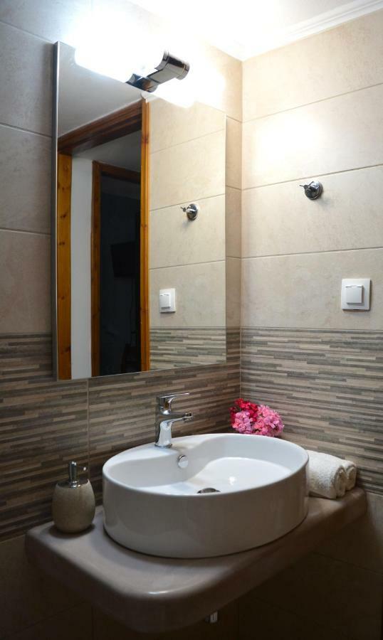 Volta Stonehouse Apartments Fratsia 外观 照片
